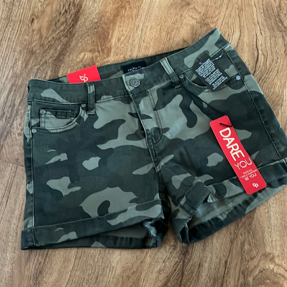 Celebrity Pink Camo shorts - 9